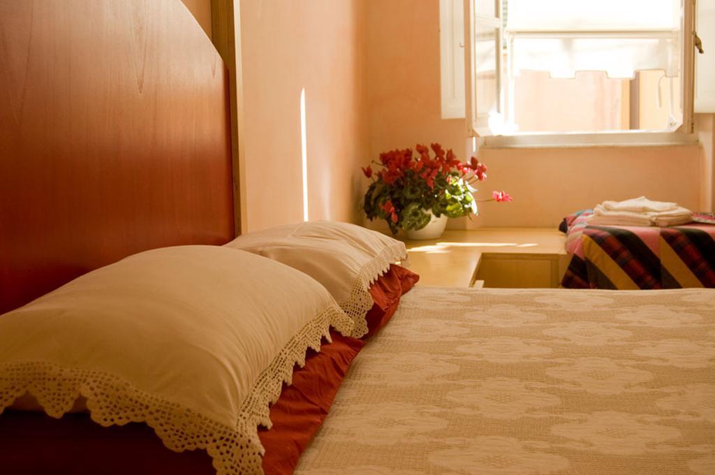 La Tata B&B Леричи Номер фото